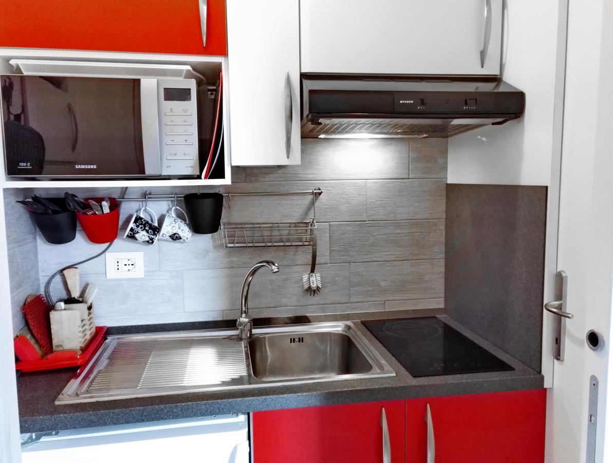 Bnbutler - Col Di Lana - Navigli Apartment - Darsena Milaan Buitenkant foto